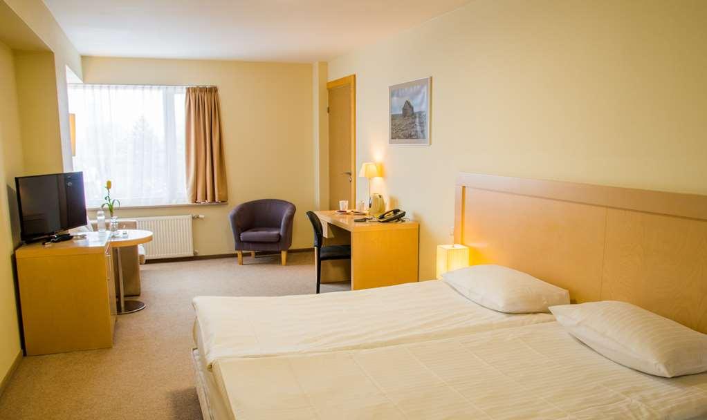 Riga Islande Hotel With Free Parking Chambre photo
